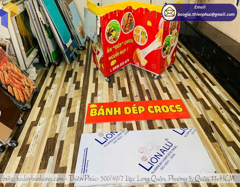 xe-ban-banh-dep-crocs-dep