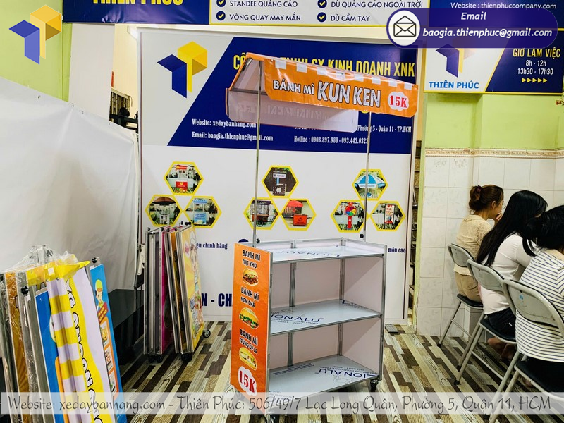 xe-ban-banh-mi-via-he-tot