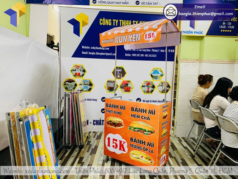 xe-ban-banh-mi-via-he-tphcm