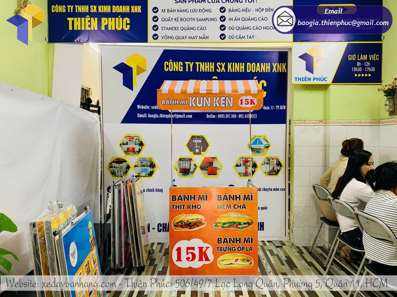 xe-ban-banh-mi-via-he