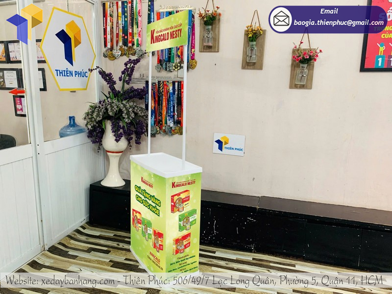 booth-sampling-bang-nhua-tphcm