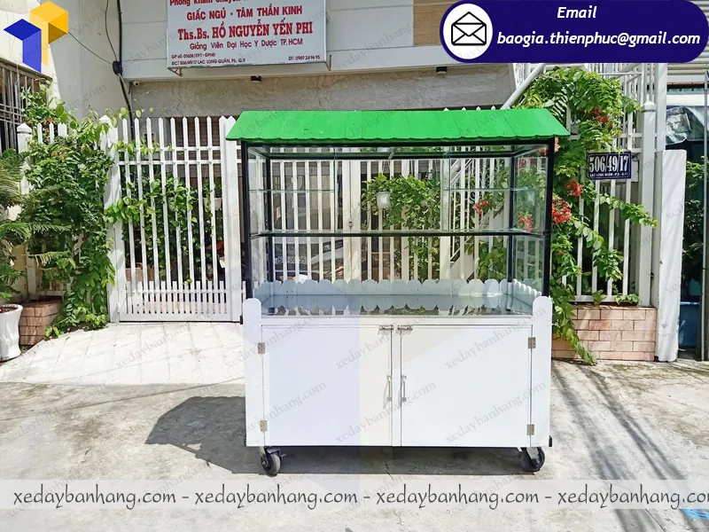 thiết kế tủ bán bánh mì