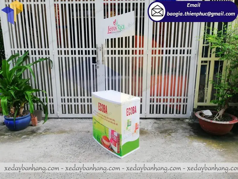 báo giá quầy nhựa