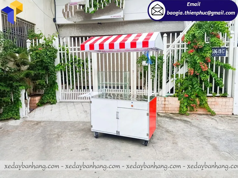 trang trí quầy thức ăn nhanh