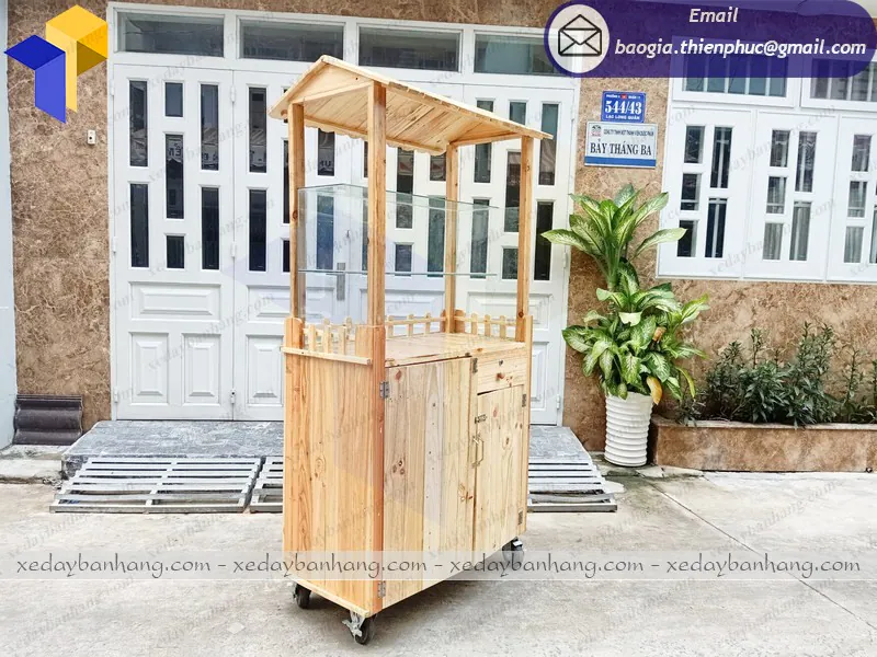 mua xe gỗ bán bánh mì