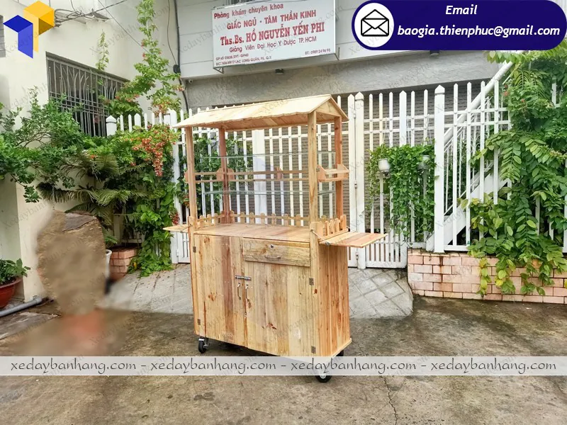 tủ gỗ bán fastfood