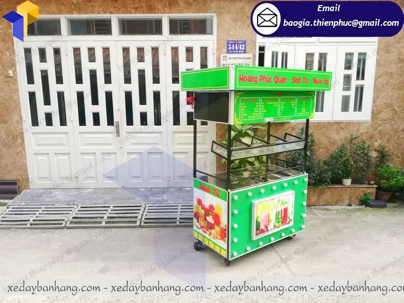 xe sắt bán đồ ăn văt