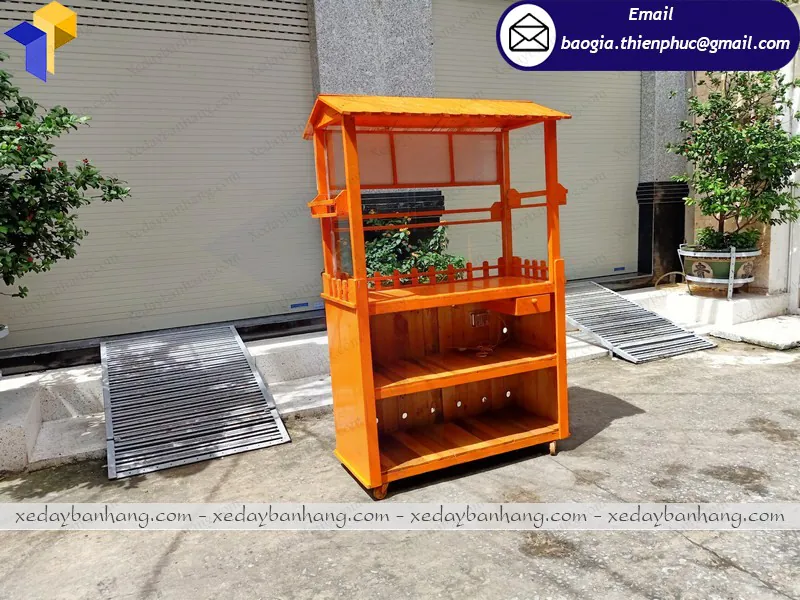đóng xe gỗ thức ăn nhanh