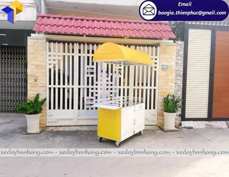 tủ bán nước ép