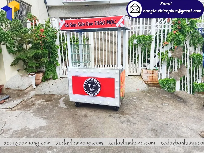 tủ bán gà rán giá bao nhiêu