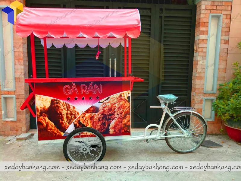 xe đạp 3 bánh bán gà rán