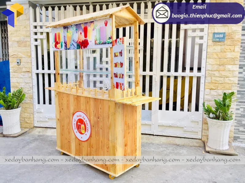 xe gỗ bán nước ép