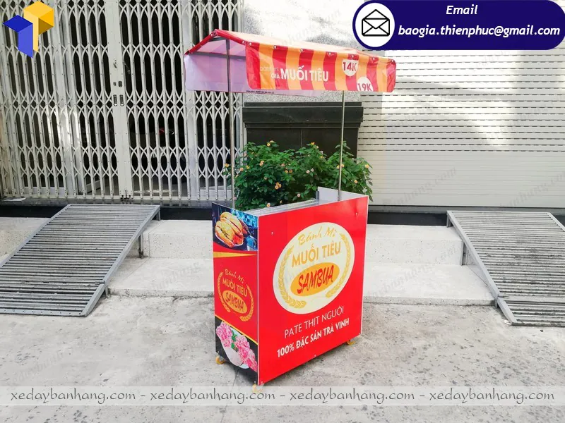 quầy lắp ráp bán bánh mì