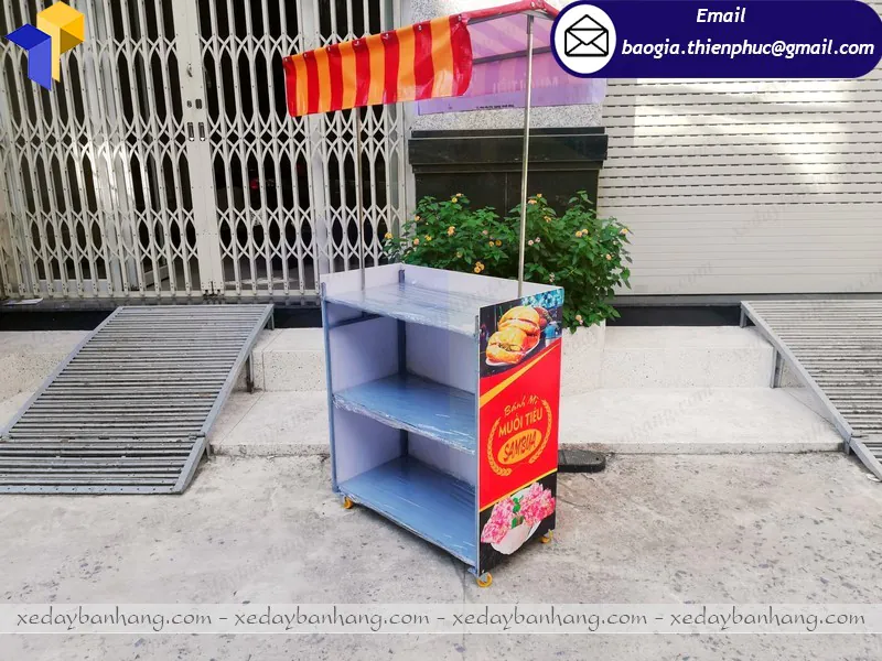 quầy lắp ráp bán thức ăn