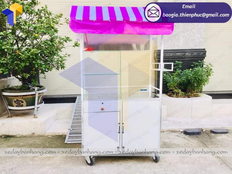 đóng xe bán thức ăn