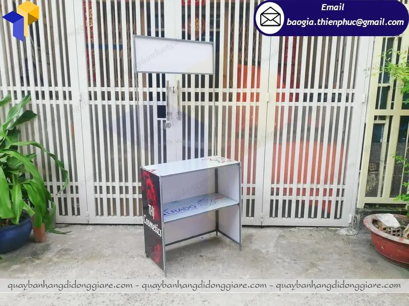 quầy sampling bằng sắt