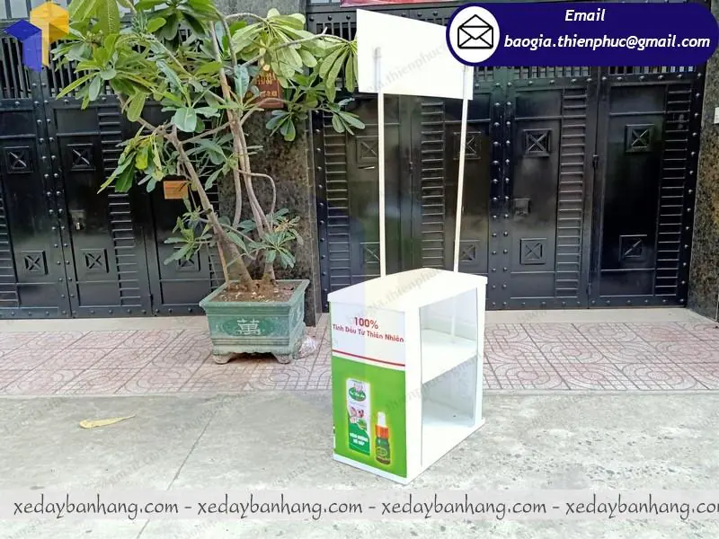 quầy bán hàng bằng nhựa