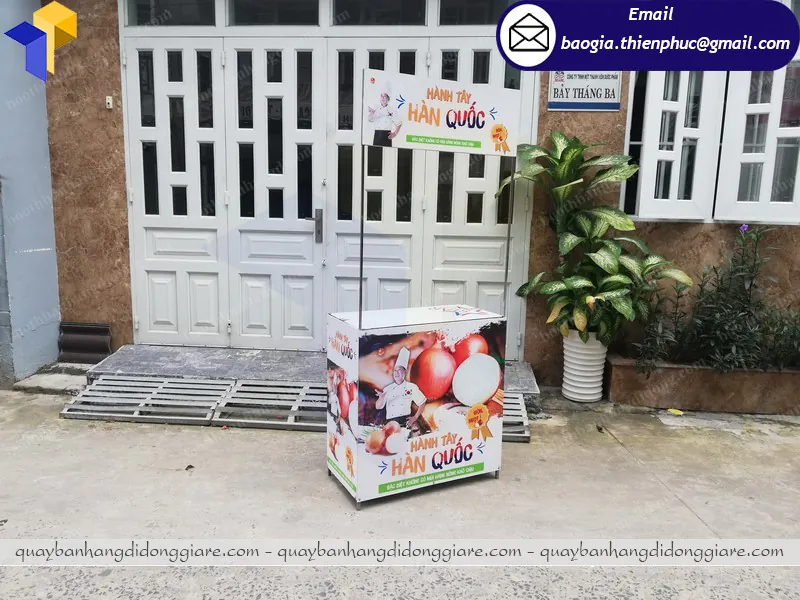 booth sampling quảng cáo mỹ phẩm