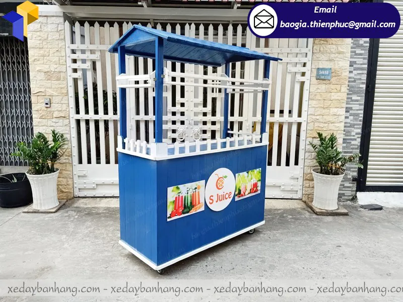 tủ gỗ bán sinh tố nước ép giá bao nhiêu