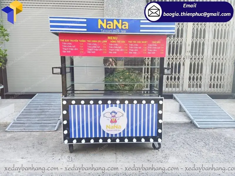 tủ sắt bán trà sữa đẹp