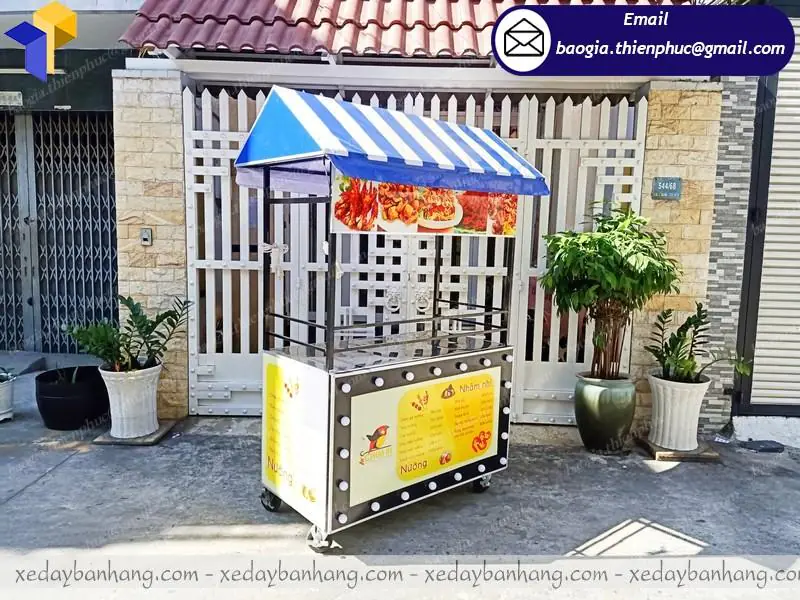 xe sắt bán đồ ăn vặt hcm