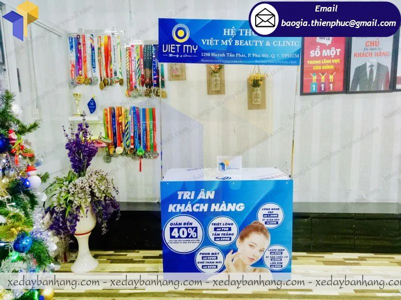 Địa chỉ đặt làm booth sắt quảng cáo chương trình khuyến mãi