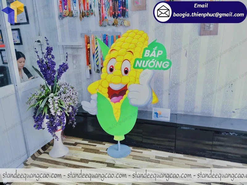 Xưởng in standee mô hình quảng cáo giá rẻ tại Quảng Ngãi