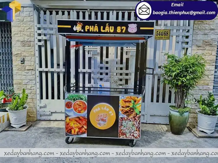 Kiếm tiền siêu dễ từ xe đẩy bán phá lấu vỉa hè