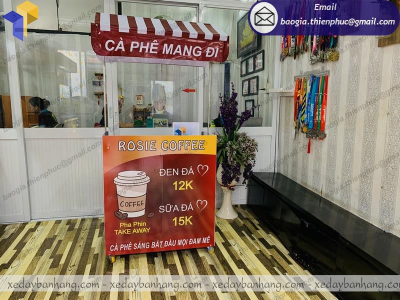 Phòng thủ thương hiệu  Tại sao cafe Highlands phải đi bán vỉa hè  Web  Đọc Sách  Review  Cảm nhận Sách Hay