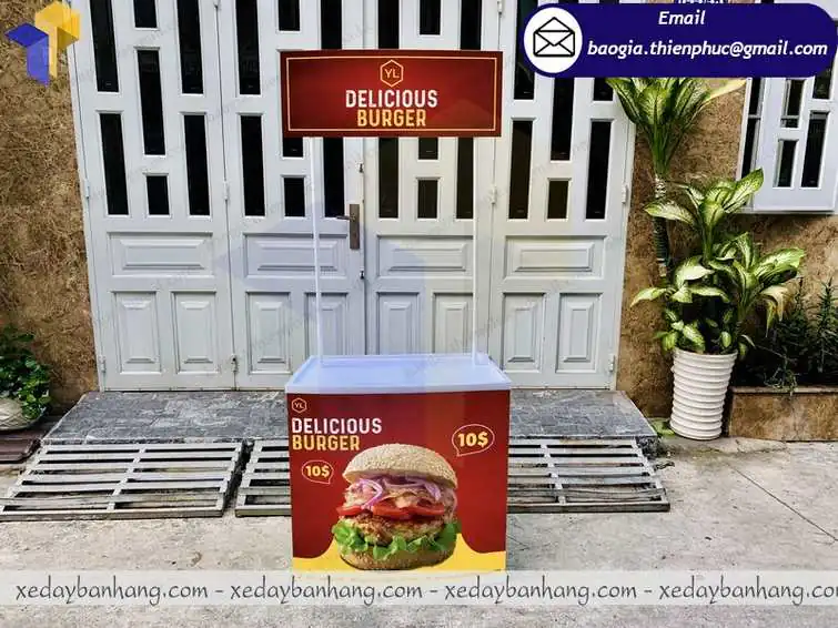 booth bán hamburger