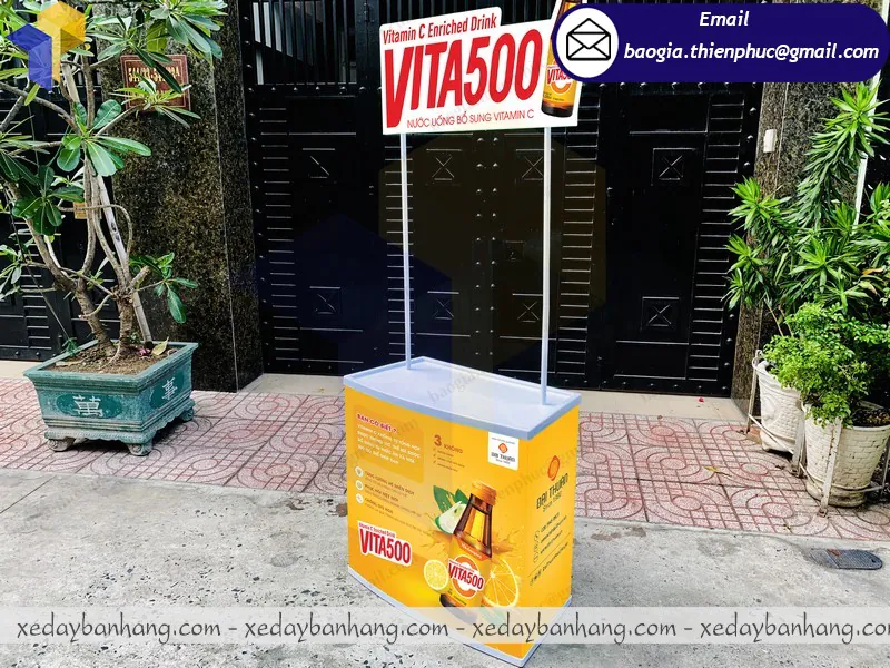 booth nhựa bán nước vitamin giá rẻ