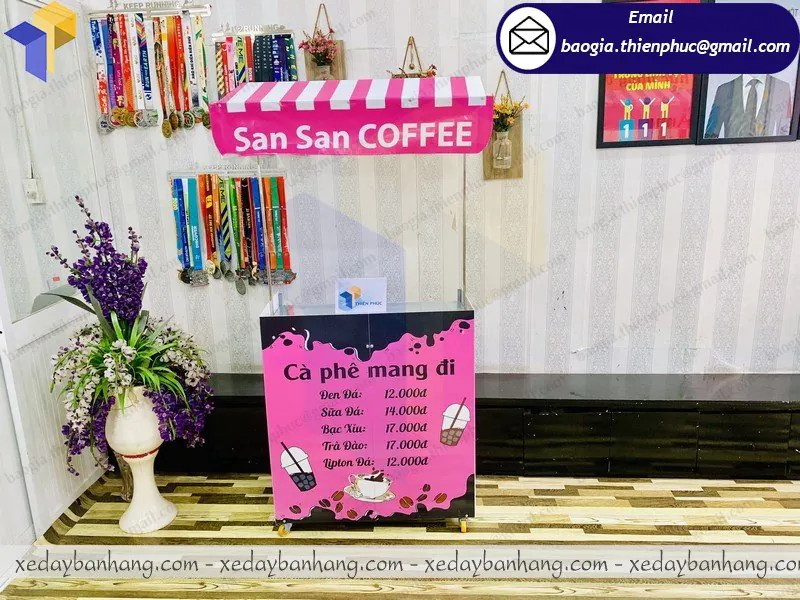 quầy lắp ráp bán cafe đen đá