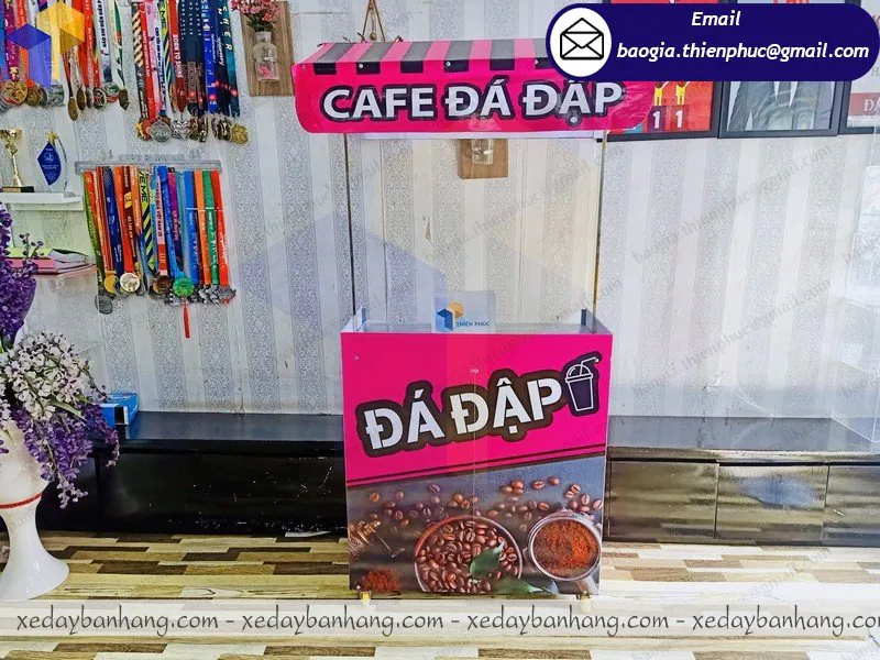 xe lắp ráp bán cafe đá