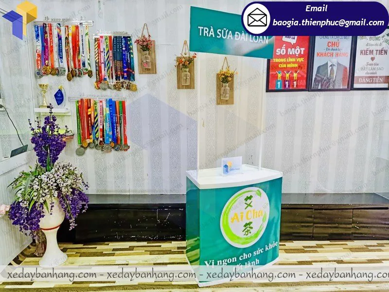 mẫu booth nhựa bán trà sữa Đài Loan đẹp